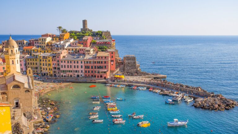 Vernazza and its harbour, Riviera di Levante